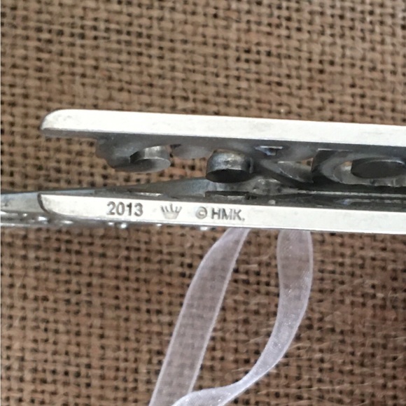 NIB Vintage 2013 Hallmark Santa’s Sleigh Ornament - Picture 4 of 10